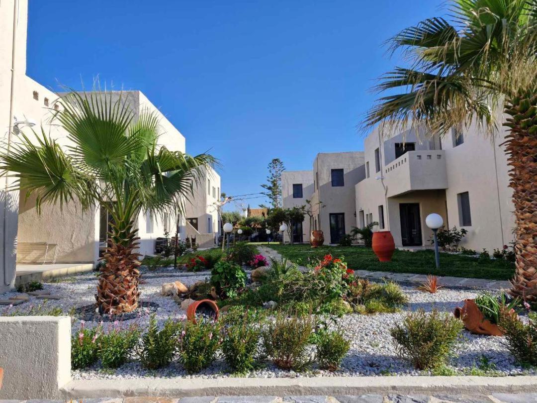 Creteco Hotel & Suites Goúrnes Exteriör bild